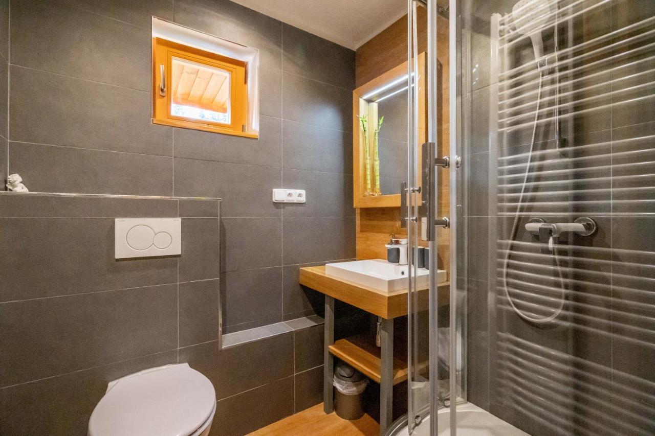 Pod Milonovou Appartement Velké Karlovice Buitenkant foto